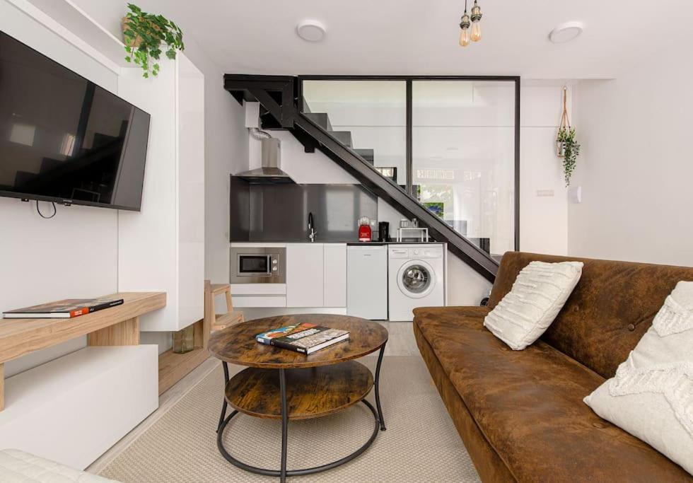 Cozy Duplex Apartment In Barrio De Salamanca - Heredia Madrid Exterior photo