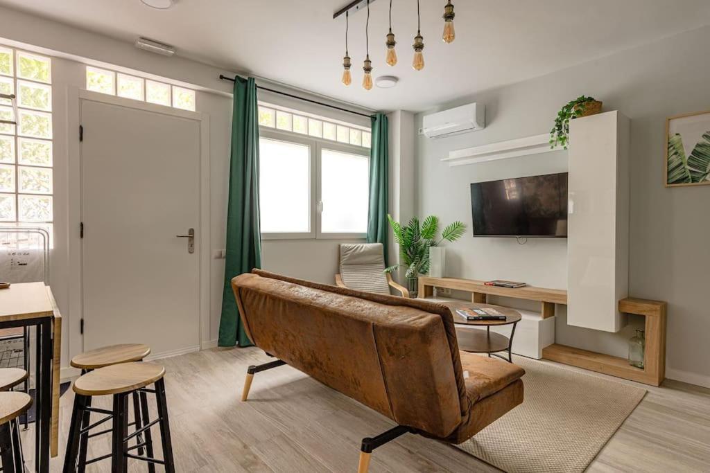 Cozy Duplex Apartment In Barrio De Salamanca - Heredia Madrid Exterior photo